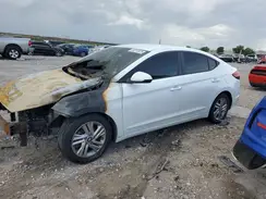 5NPD84LF9LH569373 2020 HYUNDAI ELANTRA