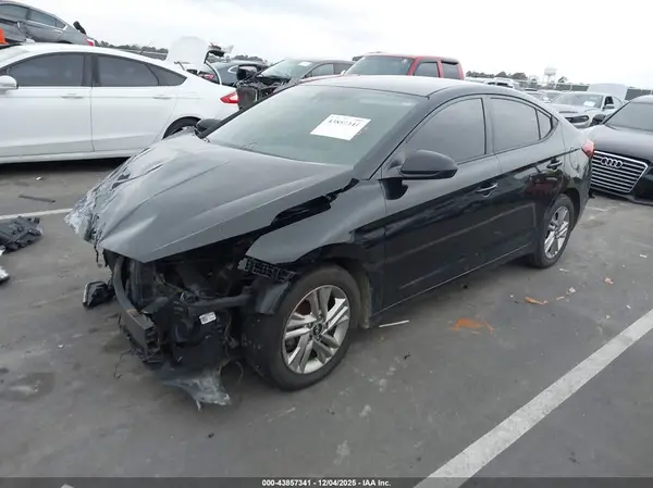 5NPD84LF9LH570619 2020 HYUNDAI ELANTRA - Image 2