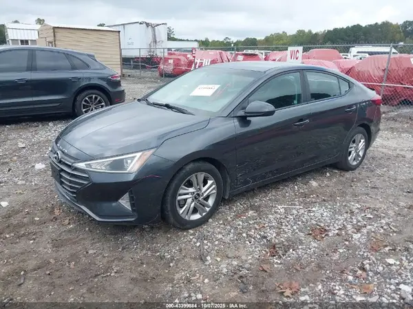 5NPD84LF9LH572760 2020 HYUNDAI ELANTRA - Image 2