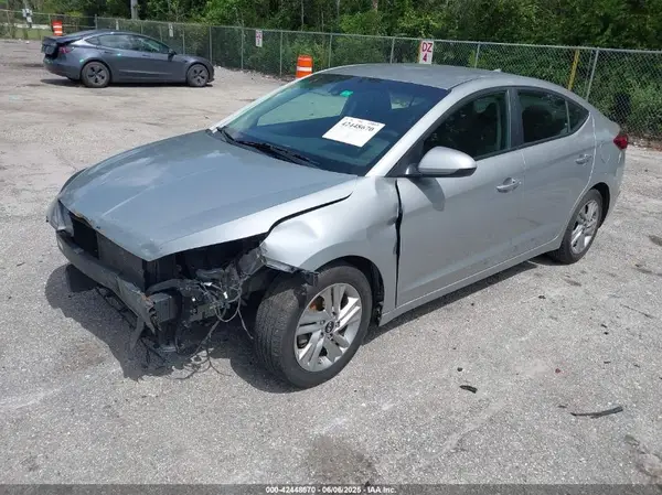 5NPD84LF9LH574783 2020 HYUNDAI ELANTRA - Image 2