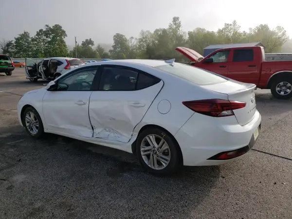 5NPD84LF9LH577862 2020 HYUNDAI ELANTRA - Image 2