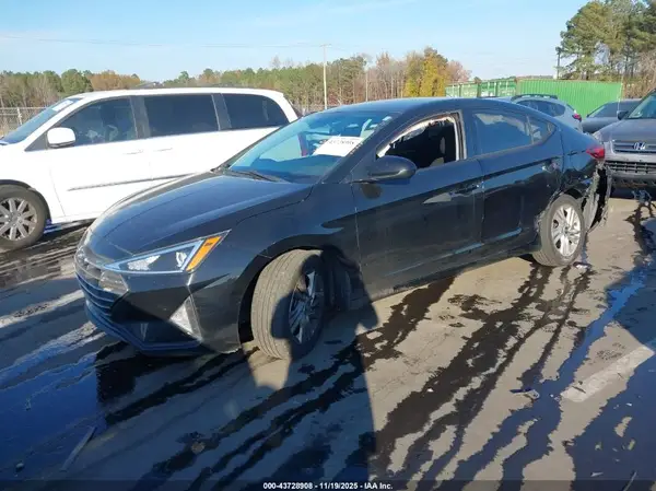 5NPD84LF9LH584259 2020 HYUNDAI ELANTRA - Image 2