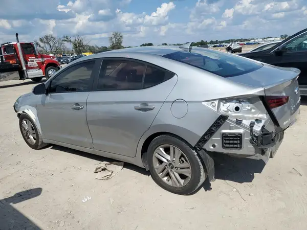 5NPD84LF9LH586903 2020 HYUNDAI ELANTRA - Image 2