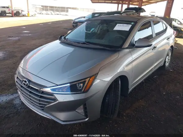 5NPD84LF9LH587694 2020 HYUNDAI ELANTRA - Image 2