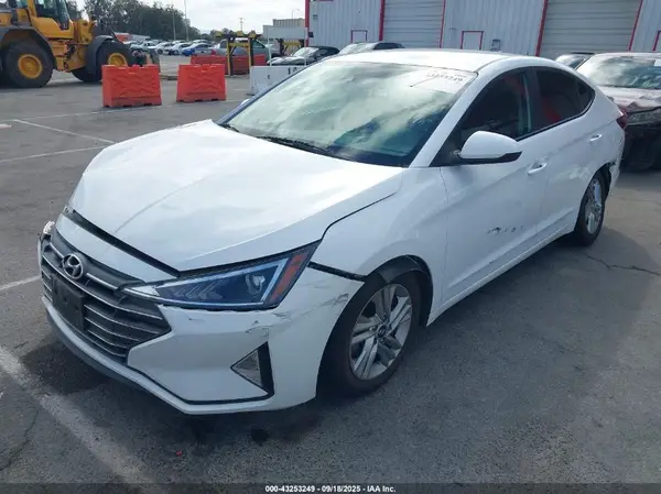 5NPD84LF9LH592121 2020 HYUNDAI ELANTRA - Image 2