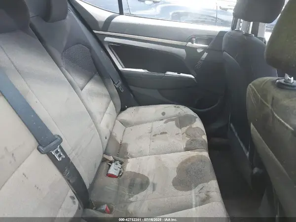 5NPD84LF9LH602565 2020 HYUNDAI ELANTRA - Image 8