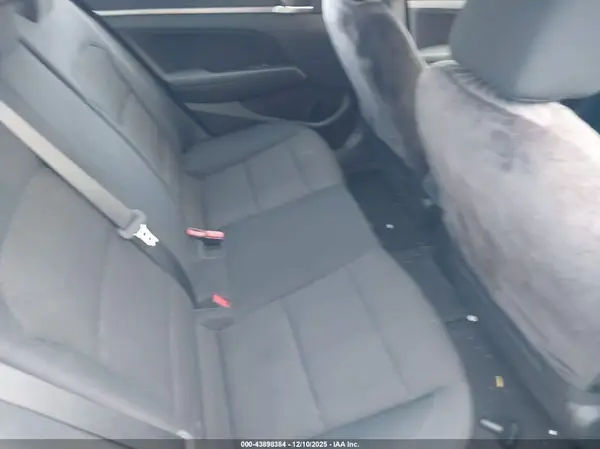 5NPD84LF9LH615977 2020 HYUNDAI ELANTRA - Image 8