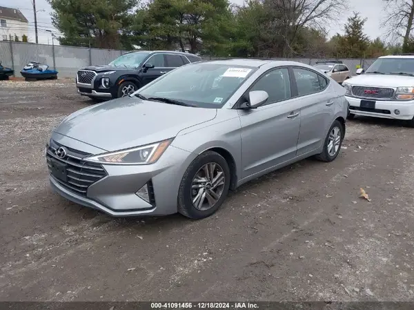 5NPD84LF9LH619074 2020 HYUNDAI ELANTRA - Image 2