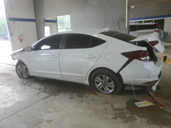 5NPD84LF9LH624775 2020 HYUNDAI ELANTRA - Image 2