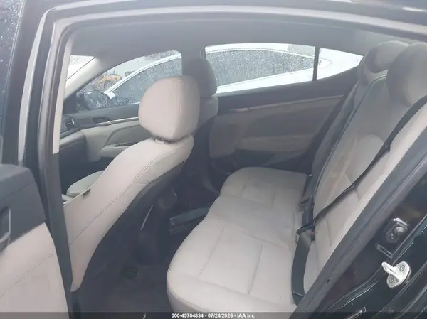 5NPD84LFXHH001446 2017 HYUNDAI ELANTRA - Image 8