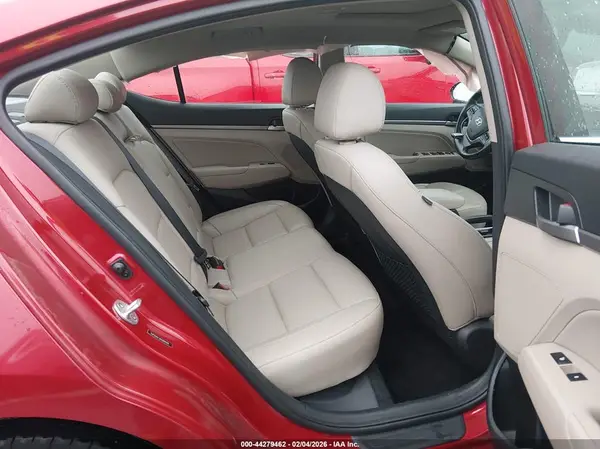 5NPD84LFXHH004489 2017 HYUNDAI ELANTRA - Image 8