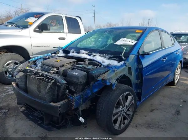5NPD84LFXHH006677 2017 HYUNDAI ELANTRA - Image 2