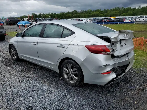 5NPD84LFXHH007814 2017 HYUNDAI ELANTRA - Image 2