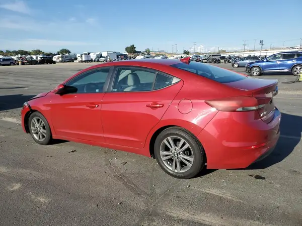 5NPD84LFXHH009398 2017 HYUNDAI ELANTRA - Image 2