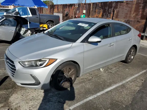5NPD84LFXHH010454 2017 HYUNDAI ELANTRA - Image 1