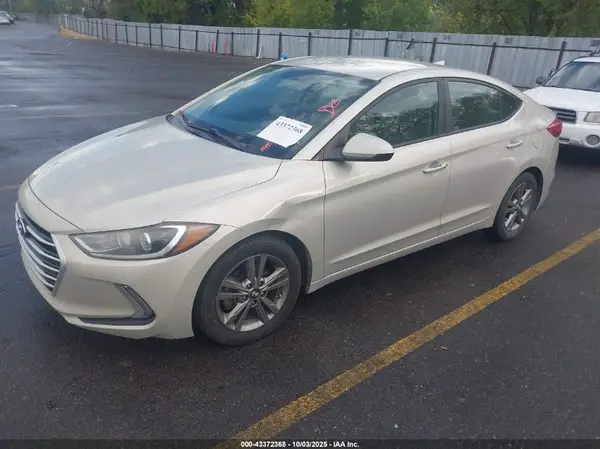 5NPD84LFXHH011345 2017 HYUNDAI ELANTRA - Image 2