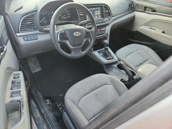 5NPD84LFXHH012382 2017 HYUNDAI ELANTRA - Image 8