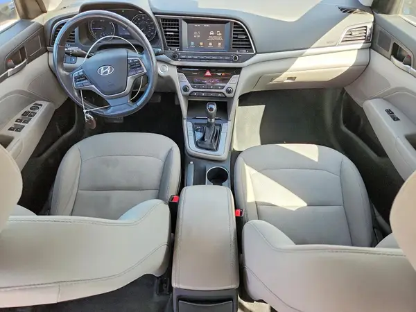 5NPD84LFXHH014357 2017 HYUNDAI ELANTRA - Image 8