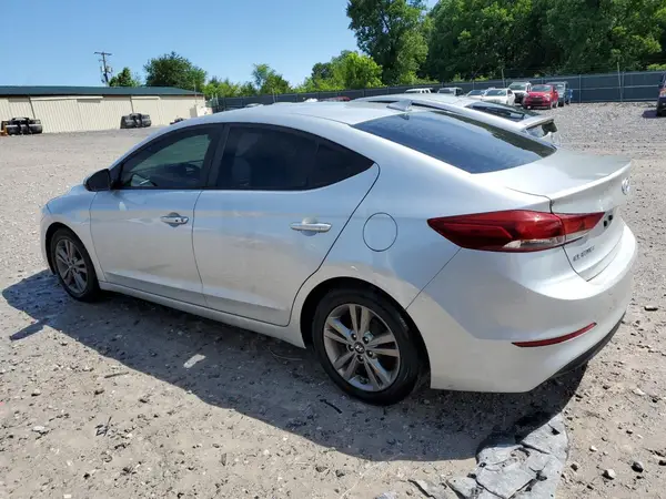 5NPD84LFXHH017517 2017 HYUNDAI ELANTRA - Image 2