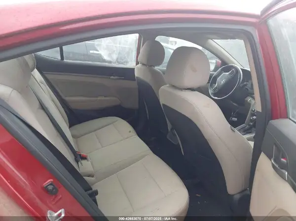 5NPD84LFXHH017789 2017 HYUNDAI ELANTRA - Image 8