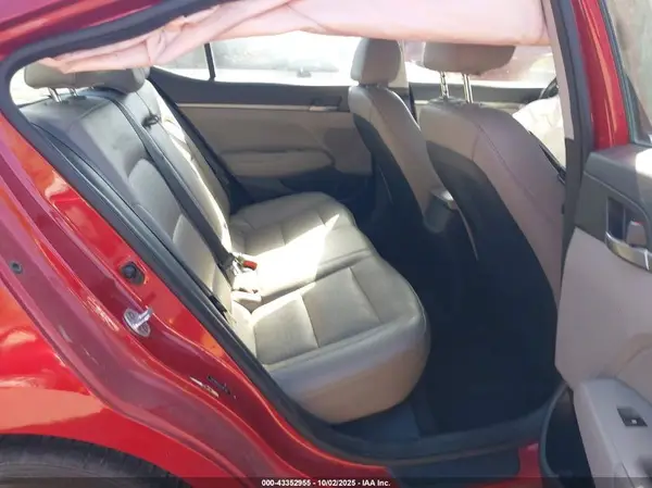 5NPD84LFXHH022183 2017 HYUNDAI ELANTRA - Image 8