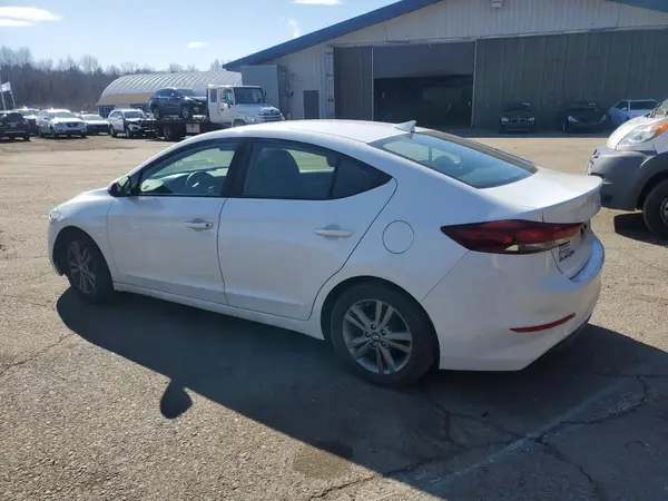 5NPD84LFXHH022474 2017 HYUNDAI ELANTRA - Image 2