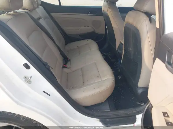 5NPD84LFXHH023754 2017 HYUNDAI ELANTRA - Image 8