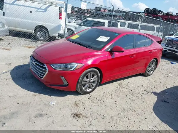 5NPD84LFXHH024693 2017 HYUNDAI ELANTRA - Image 2