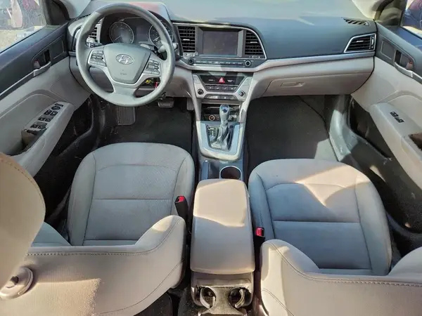 5NPD84LFXHH025780 2017 HYUNDAI ELANTRA - Image 8