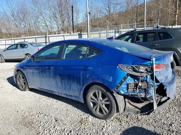 5NPD84LFXHH026038 2017 HYUNDAI ELANTRA - Image 2