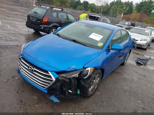 5NPD84LFXHH026119 2017 HYUNDAI ELANTRA - Image 2