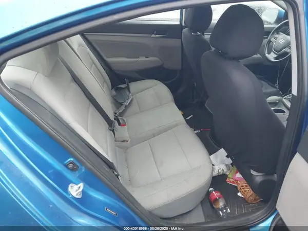 5NPD84LFXHH026119 2017 HYUNDAI ELANTRA - Image 8