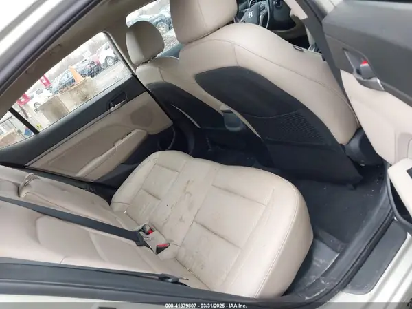 5NPD84LFXHH026217 2017 HYUNDAI ELANTRA - Image 8