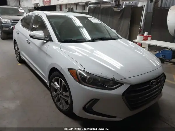 5NPD84LFXHH028761 2017 HYUNDAI ELANTRA - Image 1