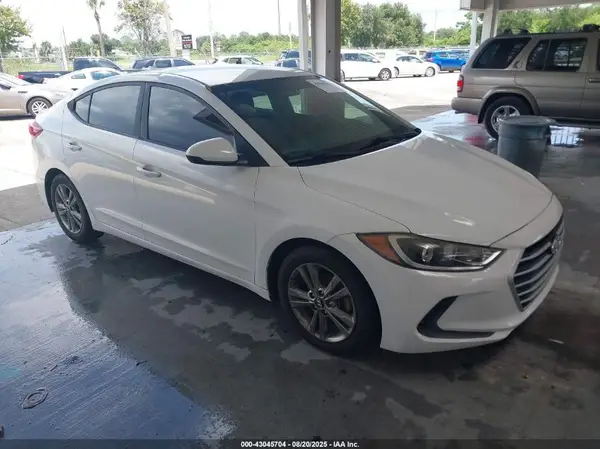 5NPD84LFXHH030929 2017 HYUNDAI ELANTRA - Image 1