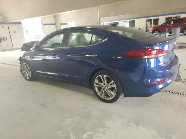 5NPD84LFXHH032972 2017 HYUNDAI ELANTRA - Image 2