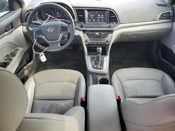 5NPD84LFXHH033815 2017 HYUNDAI ELANTRA - Image 8