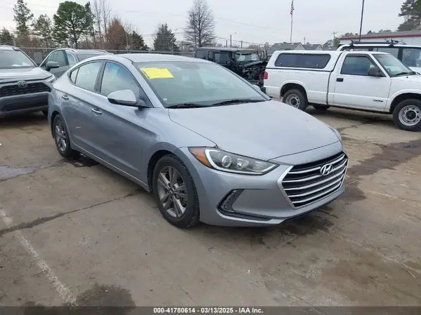 5NPD84LFXHH035225 2017 HYUNDAI ELANTRA - Image 1
