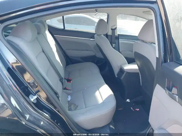 5NPD84LFXHH038478 2017 HYUNDAI ELANTRA - Image 8