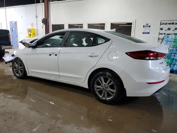 5NPD84LFXHH038948 2017 HYUNDAI ELANTRA - Image 2