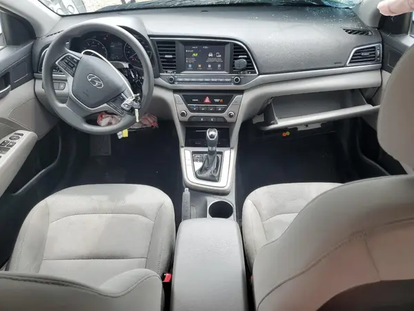 5NPD84LFXHH038948 2017 HYUNDAI ELANTRA - Image 8