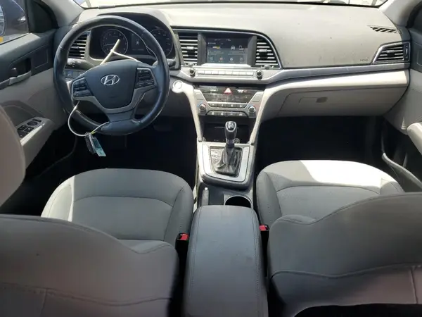 5NPD84LFXHH039386 2017 HYUNDAI ELANTRA - Image 8