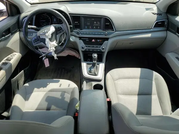 5NPD84LFXHH040134 2017 HYUNDAI ELANTRA - Image 8