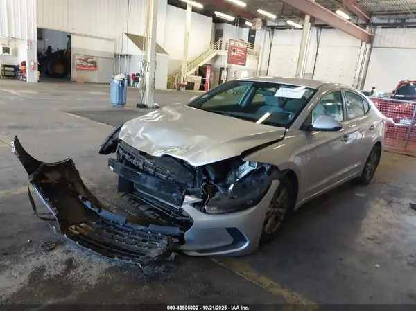 5NPD84LFXHH042269 2017 HYUNDAI ELANTRA - Image 2