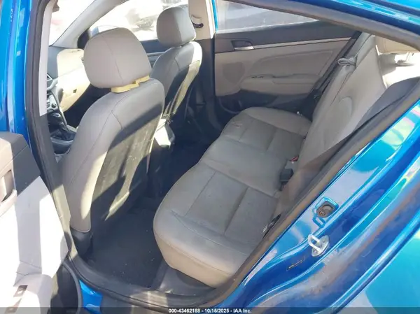 5NPD84LFXHH043776 2017 HYUNDAI ELANTRA - Image 8