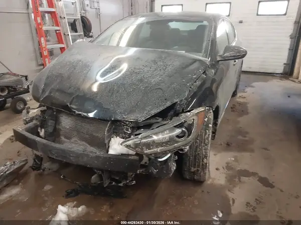 5NPD84LFXHH043860 2017 HYUNDAI ELANTRA - Image 2