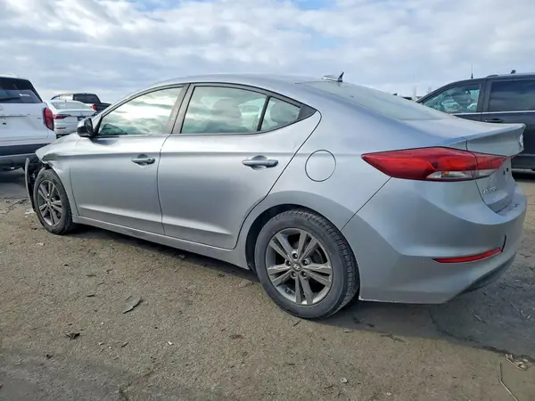 5NPD84LFXHH045026 2017 HYUNDAI ELANTRA - Image 2