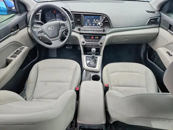 5NPD84LFXHH047701 2017 HYUNDAI ELANTRA - Image 8