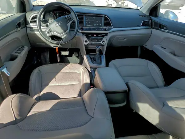5NPD84LFXHH049612 2017 HYUNDAI ELANTRA - Image 8