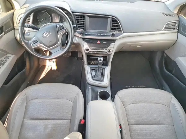 5NPD84LFXHH050176 2017 HYUNDAI ELANTRA - Image 8
